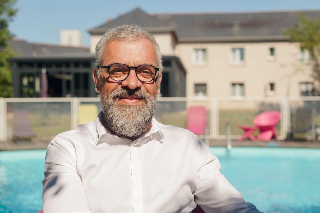 The Originals City, Hotel La Saulaie, Saumur Ouest デュエ・ラ・フォンテーヌ エクステリア 写真