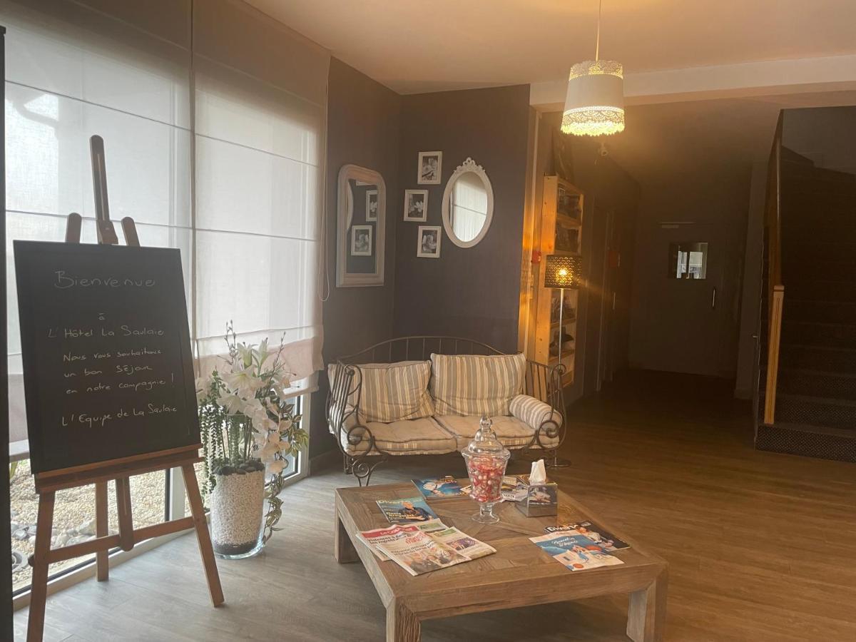 The Originals City, Hotel La Saulaie, Saumur Ouest デュエ・ラ・フォンテーヌ エクステリア 写真