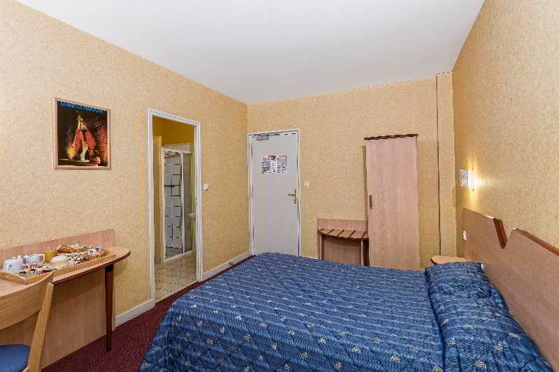 The Originals City, Hotel La Saulaie, Saumur Ouest デュエ・ラ・フォンテーヌ エクステリア 写真